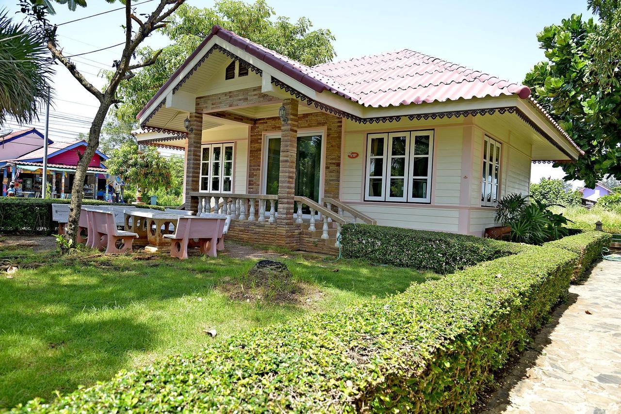 The Iris Resort Chao Lao Beach Buitenkant foto