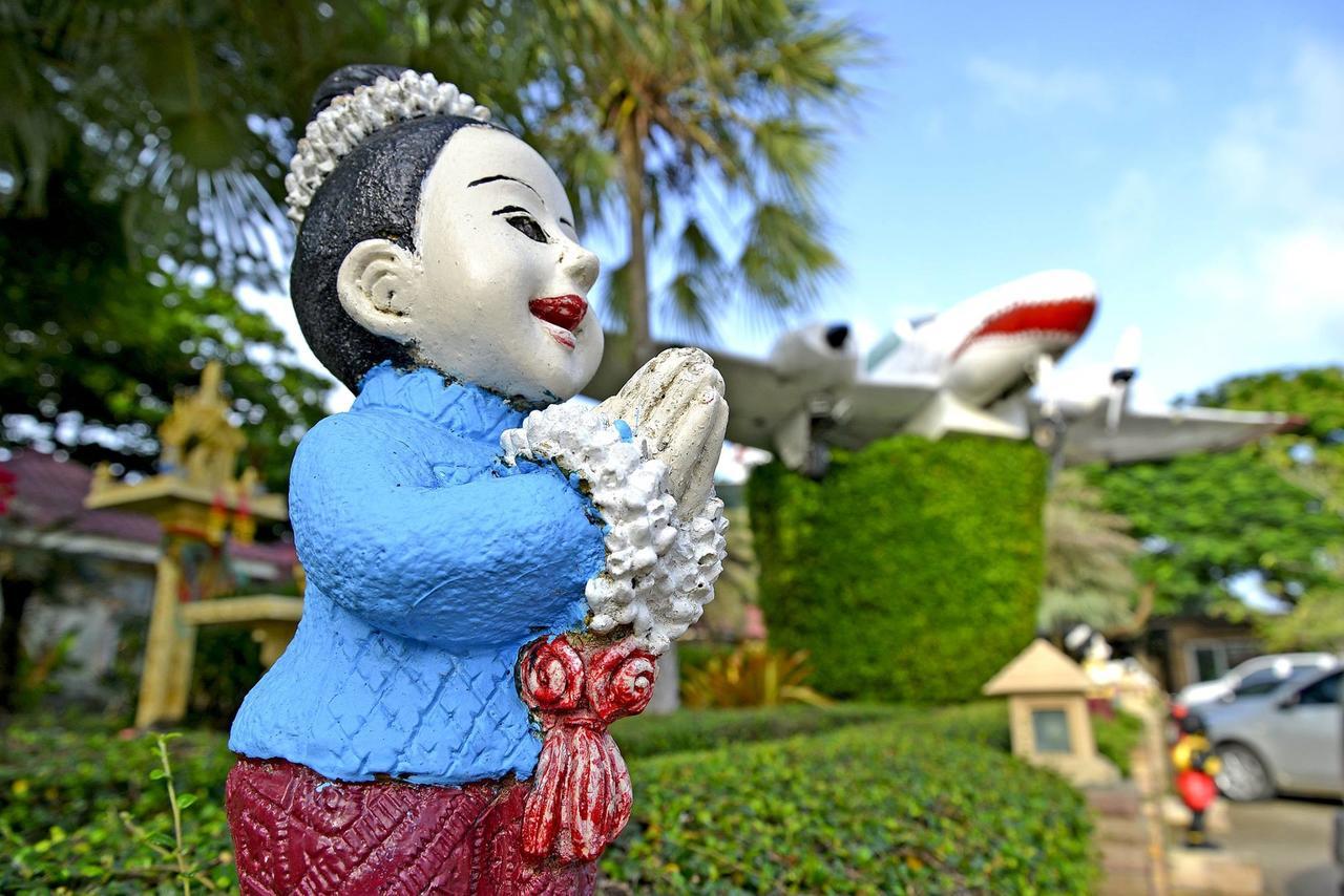 The Iris Resort Chao Lao Beach Buitenkant foto